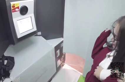 Bố chồng sống thử tình dục mới với bạn của con trai